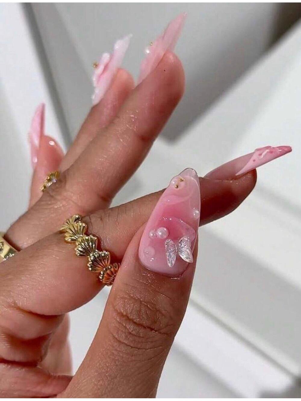 Press On Nails - Picture 3 of 5